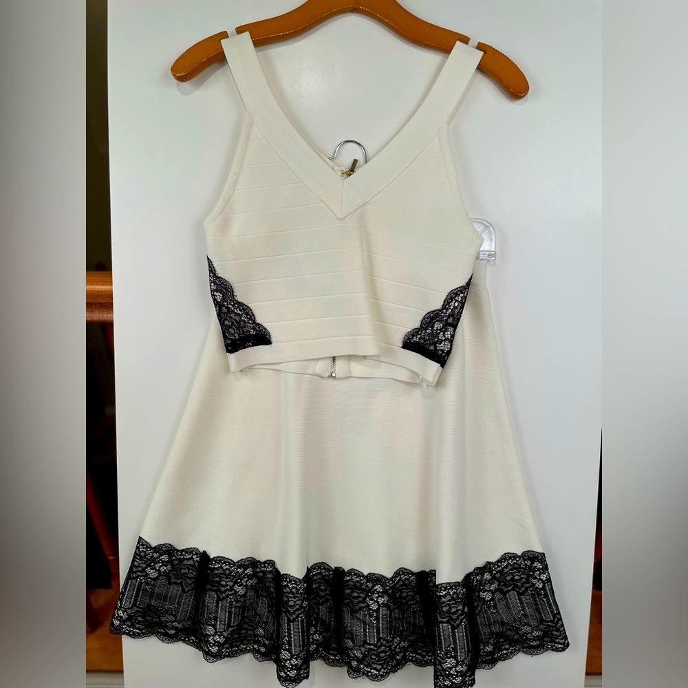 Bebe Lace Panel V Neck Top | Bebe Lace Hem Sweater Skirt M NWT